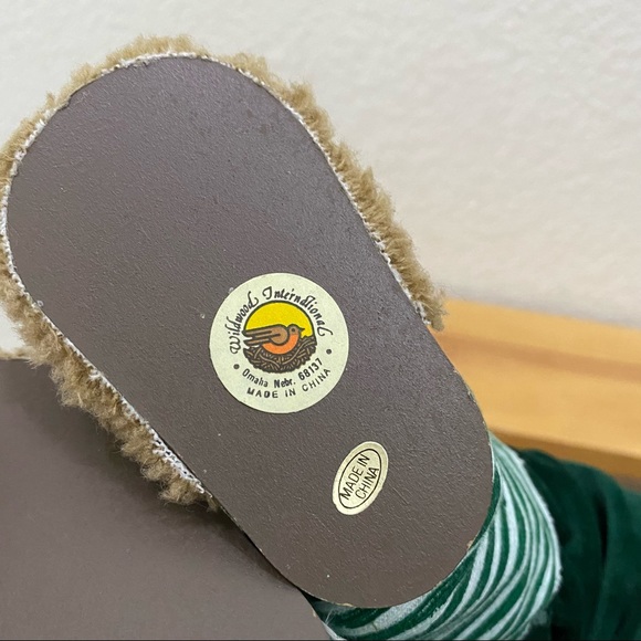 Vintage Wildwood International Sitting Santa w/ Boy Christmas Carol 20” Figure - Picture 12 of 13